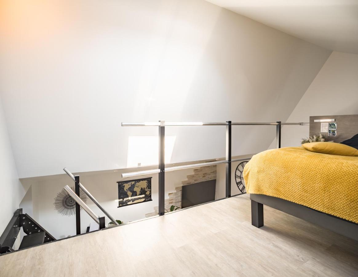 Loft Avec Jardin Et Parking Prive Apartment Troyes Exterior foto