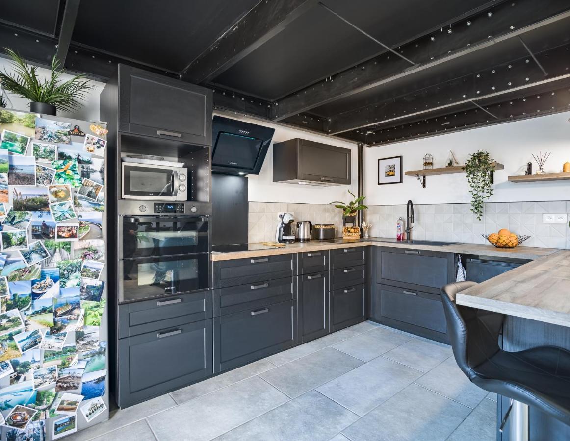 Loft Avec Jardin Et Parking Prive Apartment Troyes Exterior foto